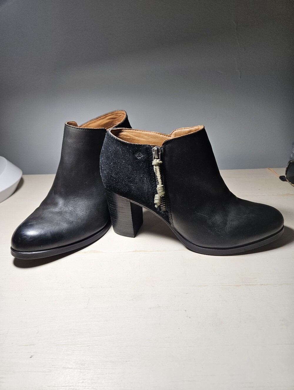 Sperry Top-Sider Dasher Lille Black Leather Suede Ankle Booties 8.5M STS96954